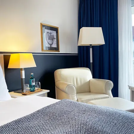 Hotel Precise Hafendorf 4*