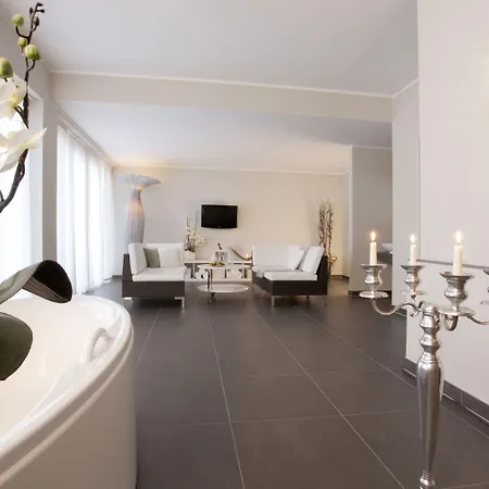 Hotel Sunday Hafendorf 4*