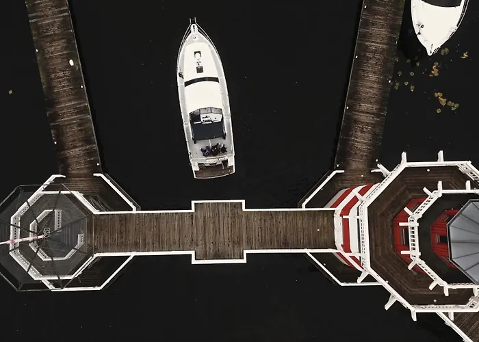 Precise Hafendorf Rheinsberg