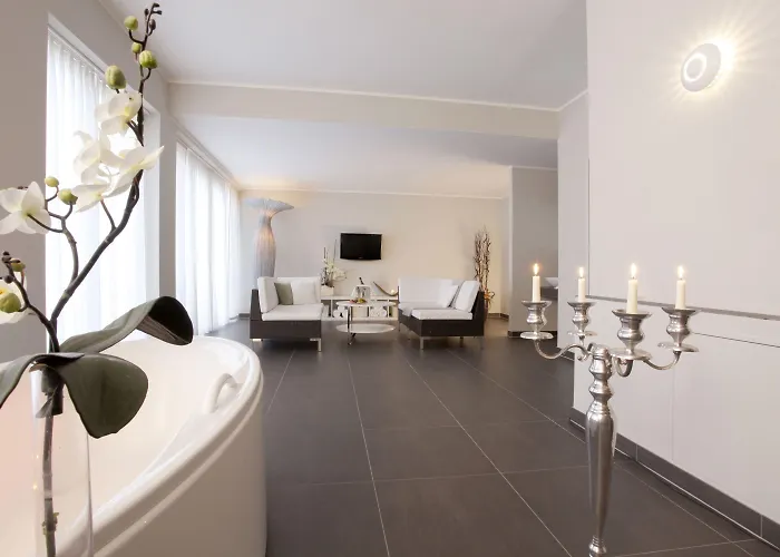 Отель Sunday Hafendorf 4*