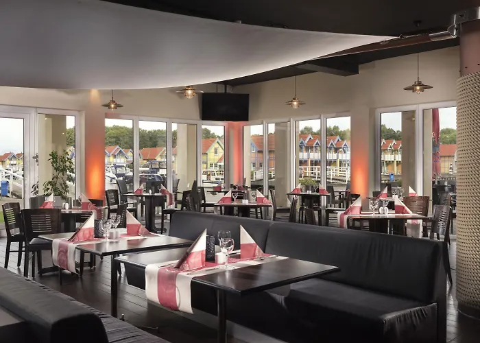 Hotel Precise Hafendorf 4*