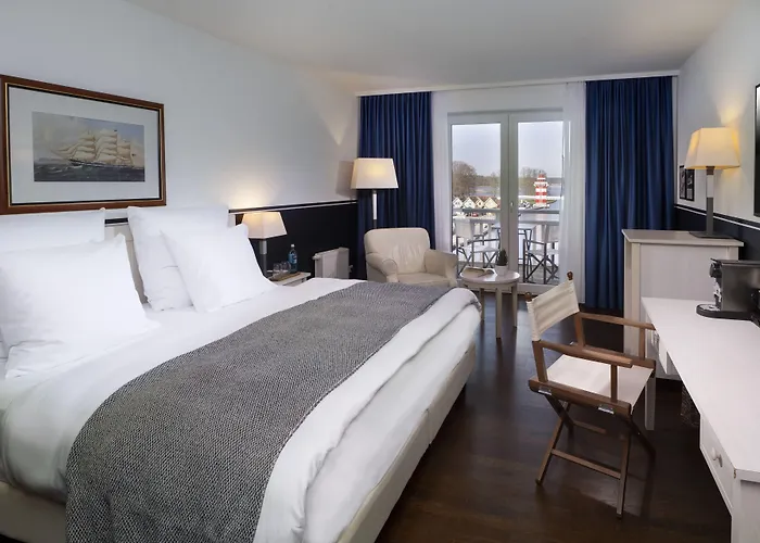 Hotel Precise Hafendorf 4*