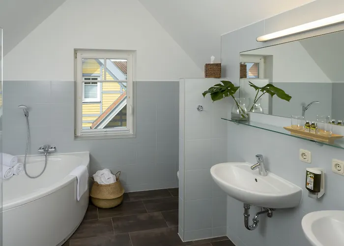 Precise Hafendorf Hotel 4*